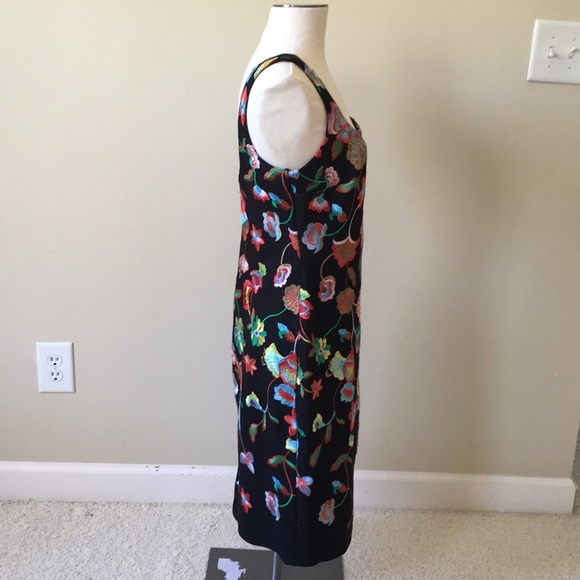 Nicole Miller Size 8 Floral Embroidered Dress Sz 8 - Picture 3 of 8